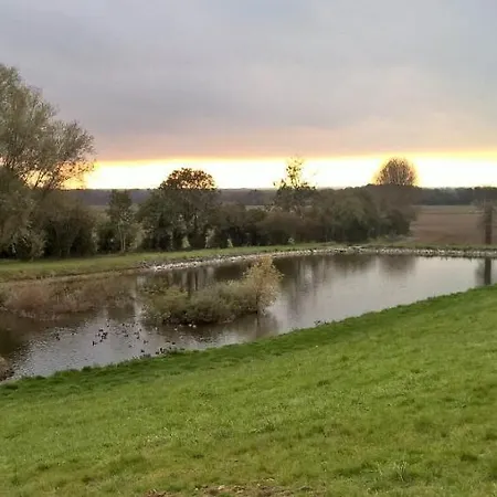 Grand De La Ferme De La Tourelle Oda ve Kahvaltı Longues-sur-Mer