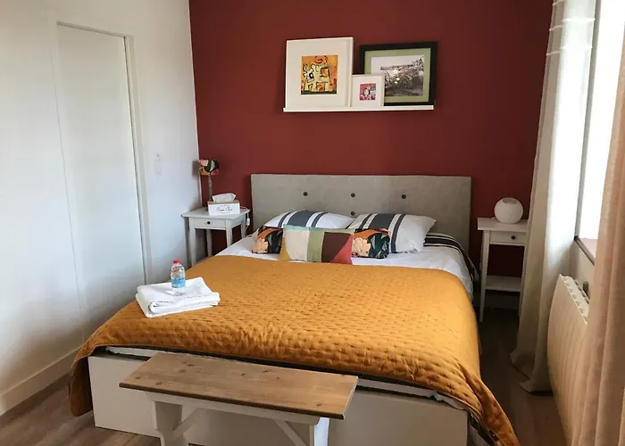 Grand De La Ferme De La Tourelle فندق مبيت وإفطار 4*