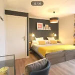 Grand De La Ferme De La Tourelle فندق مبيت وإفطار 4*